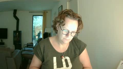Snoeske and Woodwurm online show from March 11, 2025, 6:10 am