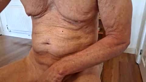 Snooty online show from September 11, 2025, 12:38 pm