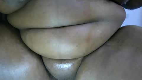 snowbell91 online show from November 28, 2025, 6:49 am