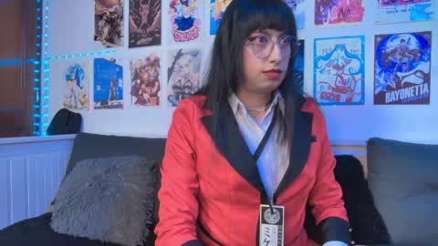 Snapshot of snowblack_ chatting on June 5, 2026, 4:35 pm Snow and Bubble online show from June 5, 2026, 4:35 pm
