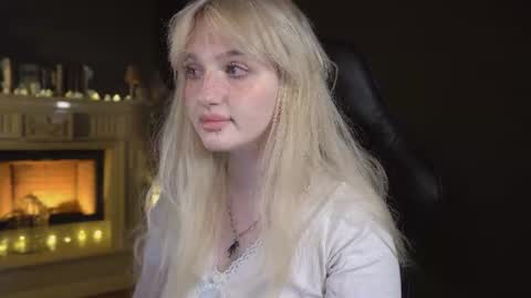 Snapshot of snowflakeskitty chatting on July 22, 2026, 5:21 am Ellie online show from July 22, 2026, 5:21 am