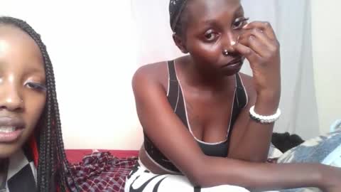 snowfox254 online show from December 1, 2025, 7:08 pm