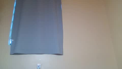 Snapshot of snowie_eyes chatting on November 6, 2025, 12:50 pm Snowie eyes online show from November 6, 2025, 12:50 pm