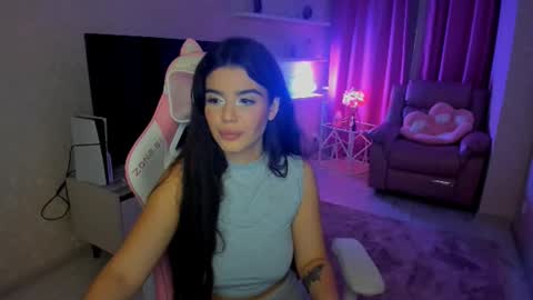 snowingwinter online show from September 30, 2025, 6:13 pm