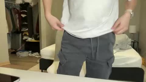 snowliht online show from November 20, 2025, 9:14 pm