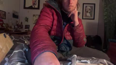 snowtrooper888 online show from December 5, 2025, 3:04 am