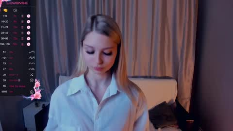 Snapshot of so__sweet chatting on February 11, 2025, 6:44 pm Alice - Birthday Girl online show from February 11, 2025, 6:44 pm