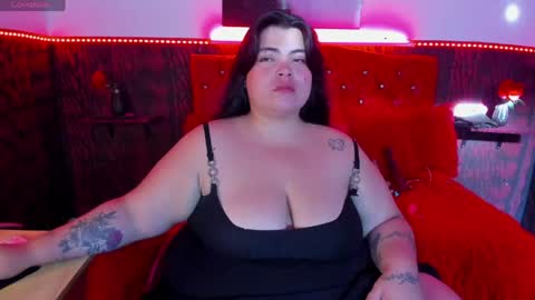 Snapshot of sobigcurvy44 chatting on April 30, 2026, 9:30 pm leidy online show from April 30, 2026, 9:30 pm