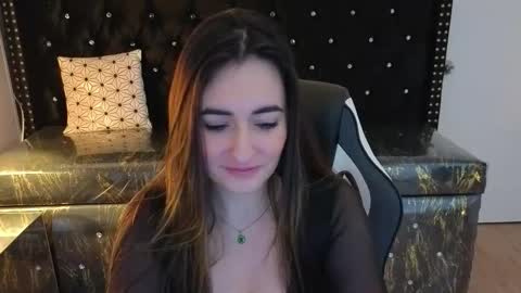 Snapshot of soffi_betacur_b chatting on September 10, 2025, 3:17 am soffi_betacur_b online show from September 10, 2025, 3:17 am