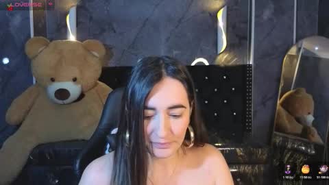 Snapshot of soffi_betacur_b chatting on October 18, 2025, 8:31 pm soffi_betacur_b online show from October 18, 2025, 8:31 pm