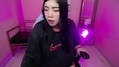 Snapshot of soffi_x chatting on April 11, 2026, 3:33 am soffi_x online show from April 11, 2026, 3:33 am