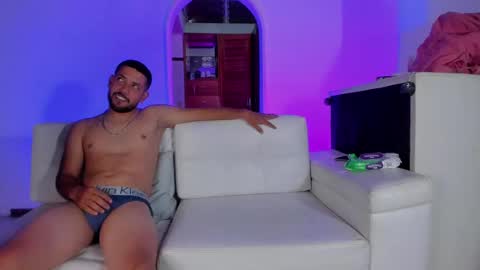 Sofia Valentina 3 online show from March 2, 2025, 4:10 pm