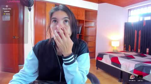 soffy and mia online show from January 9, 2026, 12:41 pm