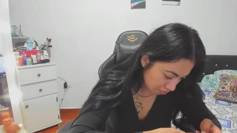 Evainked online show from February 12, 2025, 2:45 am