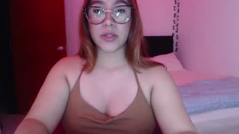 Snapshot of sofi4__ chatting on June 19, 2026, 6:18 am sofi online show from June 19, 2026, 6:18 am