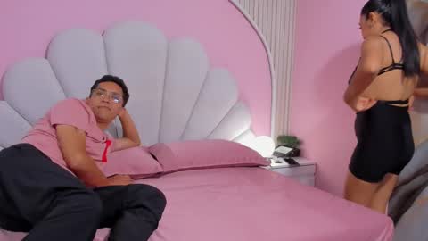 Sofia  Derek online show from September 24, 2025, 8:01 pm