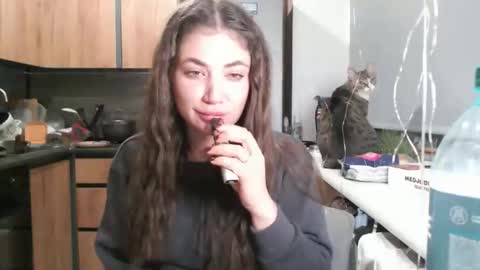 Sofi online show from March 21, 2026, 6:44 pm