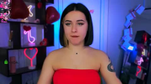Snapshot of sofi_lonely chatting on February 14, 2026, 7:32 pm sofi_lonely online show from February 14, 2026, 7:32 pm