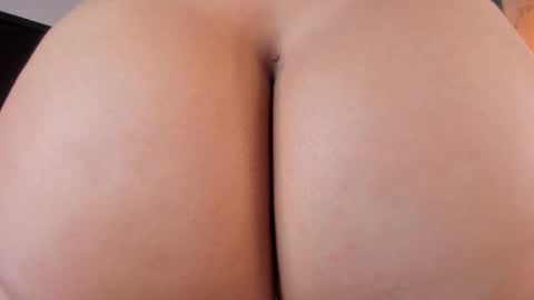 Snapshot of sofi_moreno chatting on November 4, 2025, 11:31 am Sofi online show from November 4, 2025, 11:31 am