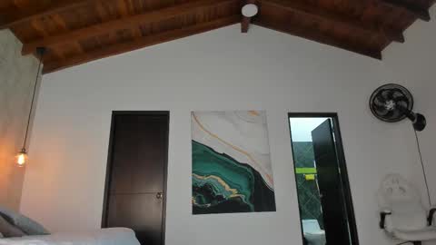 Snapshot of sofi_moreno chatting on November 5, 2025, 11:21 am Sofi online show from November 5, 2025, 11:21 am