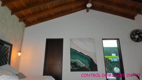 Snapshot of sofi_moreno chatting on November 15, 2025, 11:51 am Sofi online show from November 15, 2025, 11:51 am