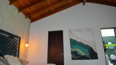 Snapshot of sofi_moreno chatting on November 29, 2025, 11:24 am Sofi online show from November 29, 2025, 11:24 am