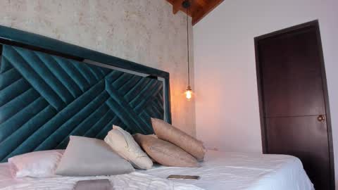 Snapshot of sofi_moreno chatting on December 3, 2025, 11:19 am Sofi online show from December 3, 2025, 11:19 am