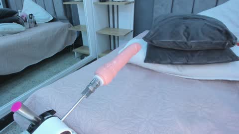 valen online show from January 12, 2025, 10:12 pm