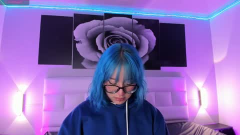 sofi_sp online show from September 11, 2025, 11:32 am