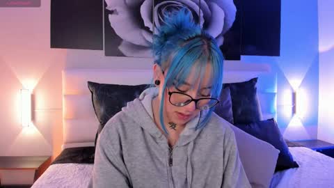 sofi_sp online show from September 18, 2025, 11:34 am