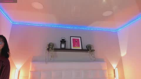 sofi_sp online show from April 1, 2026, 12:06 pm