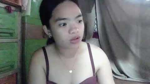 Snapshot of sofia_587145 chatting on February 2, 2026, 8:35 am sofia_587145 online show from February 2, 2026, 8:35 am
