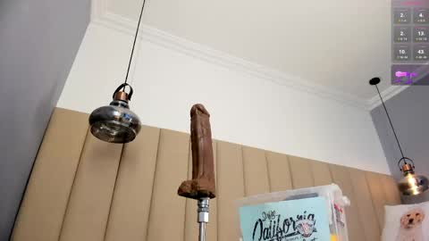 Sofia  online show from April 18, 2026, 11:25 am