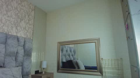 sofia gutierrez   online show from September 25, 2025, 3:10 am