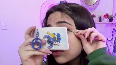 sofia_lara28 online show from April 6, 2026, 12:17 pm