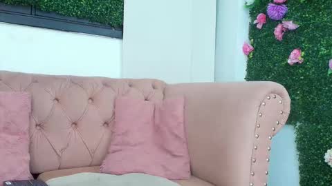 Sofi  online show from March 10, 2026, 7:41 pm