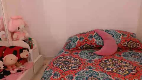 Snapshot of sofia_mark20 chatting on December 22, 2025, 10:18 pm Sofia online show from December 22, 2025, 10:18 pm