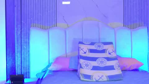 Sofia online show from December 22, 2025, 3:03 am