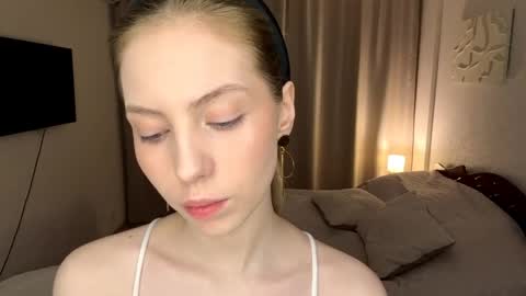 Sofia online show from April 27, 2026, 8:51 pm