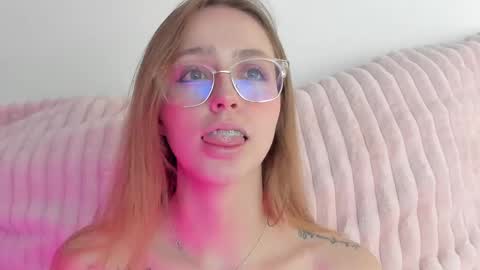     online show from February 15, 2025, 7:06 am