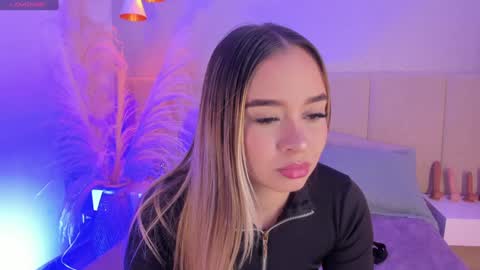 SOFIA PAMELA online show from February 4, 2025, 7:11 pm