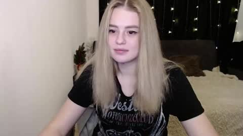 Snapshot of sofia_rosemary chatting on December 24, 2024, 11:17 am sofia_rosemary online show from December 24, 2024, 11:17 am