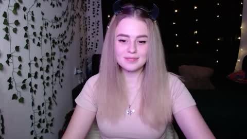 Snapshot of sofia_rosemary chatting on February 12, 2025, 1:06 pm sofia_rosemary online show from February 12, 2025, 1:06 pm