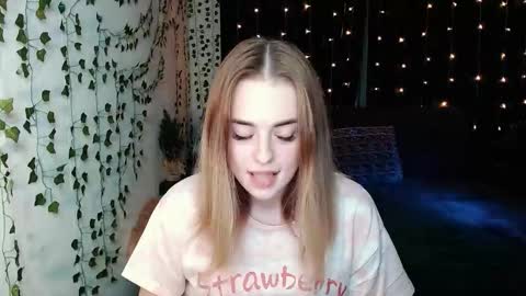 Snapshot of sofia_rosemary chatting on October 18, 2025, 2:40 pm sofia_rosemary online show from October 18, 2025, 2:40 pm