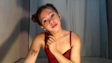 sofia_sweetheart18 online show from May 16, 2026, 12:07 am