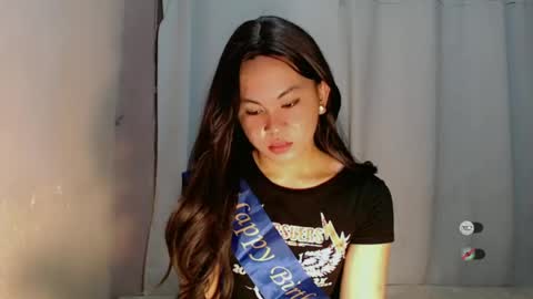 Snapshot of sofia_sweetheart18 chatting on July 4, 2026, 1:01 am sofia_sweetheart18 online show from July 4, 2026, 1:01 am
