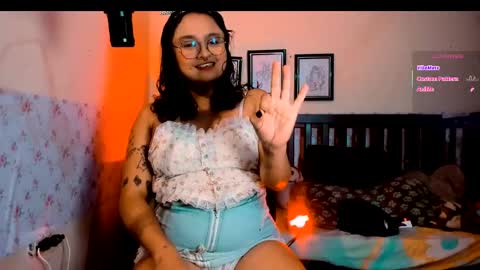 Snapshot of sofia_tabares chatting on February 6, 2025, 2:00 am Demi Sofia online show from February 6, 2025, 2:00 am