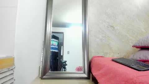 Snapshot of sofia_walke chatting on February 13, 2025, 1:15 pm Sofia walke online show from February 13, 2025, 1:15 pm