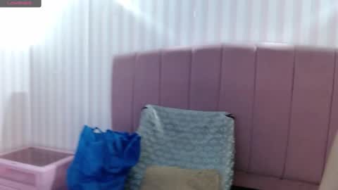 Sofa online show from February 27, 2025, 12:02 pm