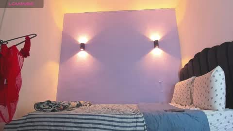 Sofia online show from March 8, 2025, 4:01 am